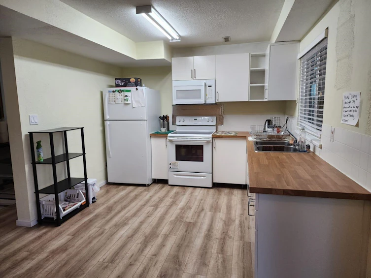 14145 101 Avenue, Surrey, BC, V3T 1L7 - 22