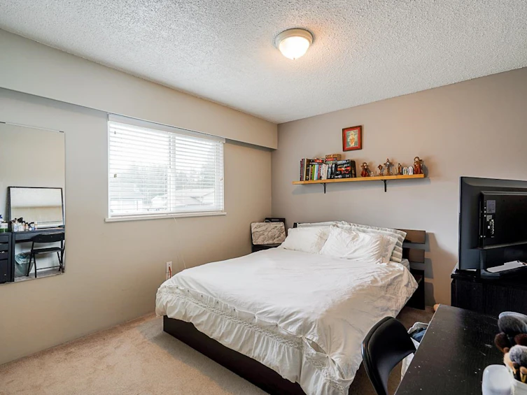 14145 101 Avenue, Surrey, BC, V3T 1L7 - 17