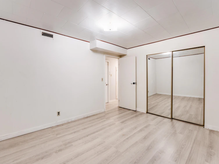 10 N Stratford Avenue, Burnaby, BC, V5B 1K9 - 29