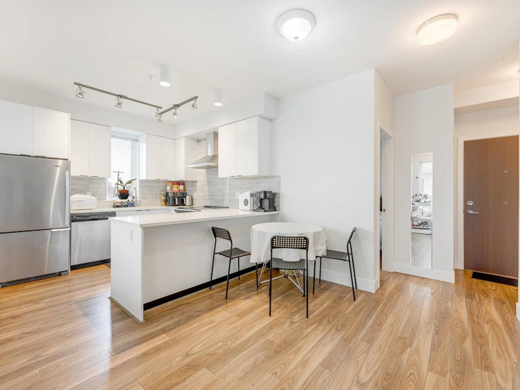 212-5355 Lane Street, Burnaby, BC, V5H 0H1 - 2