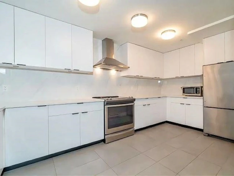 212-5355 Lane Street, Burnaby, BC, V5H 0H1 - 22