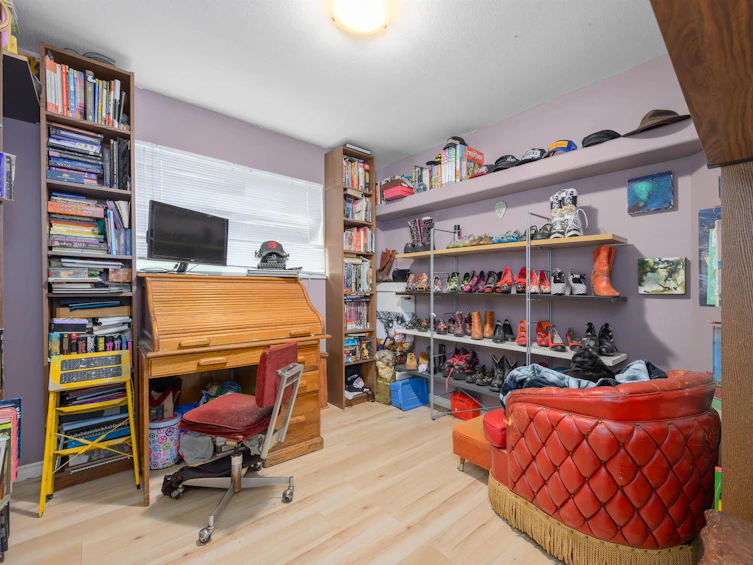 24113 102 Avenue, Maple Ridge, BC, V2W 2A2 - 16