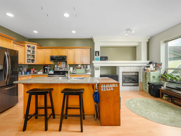 24113 102 Avenue, Maple Ridge, BC, V2W 2A2 - 9