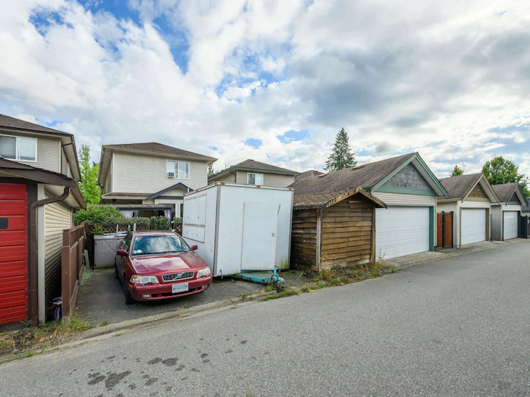 24113 102 Avenue, Maple Ridge, BC, V2W 2A2 - 25