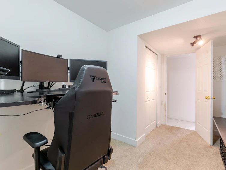 18452 66 Avenue, Surrey, BC, V3S 8V6 - 32
