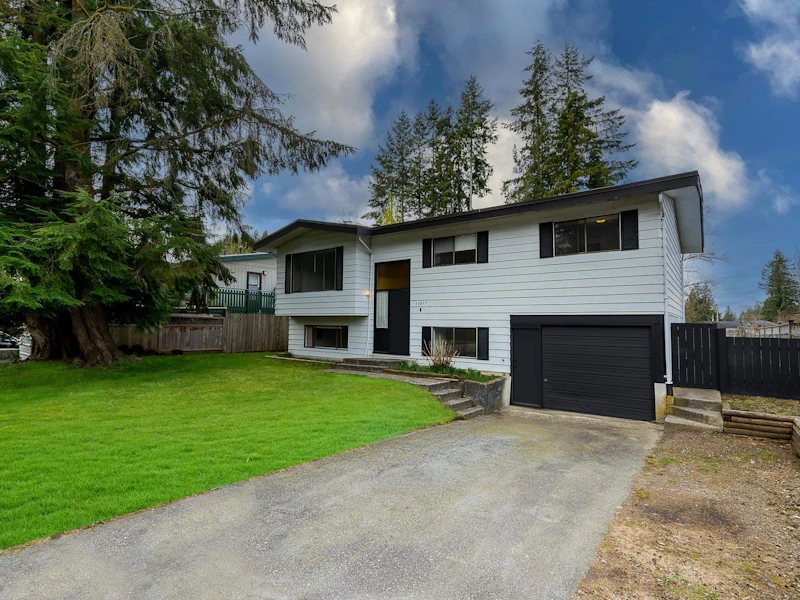 11671 211th Street, Maple Ridge BC V2X 7T5