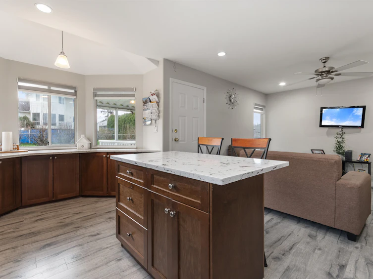 32110 Rogers Avenue, Abbotsford, BC, V2T 5B7 - 25