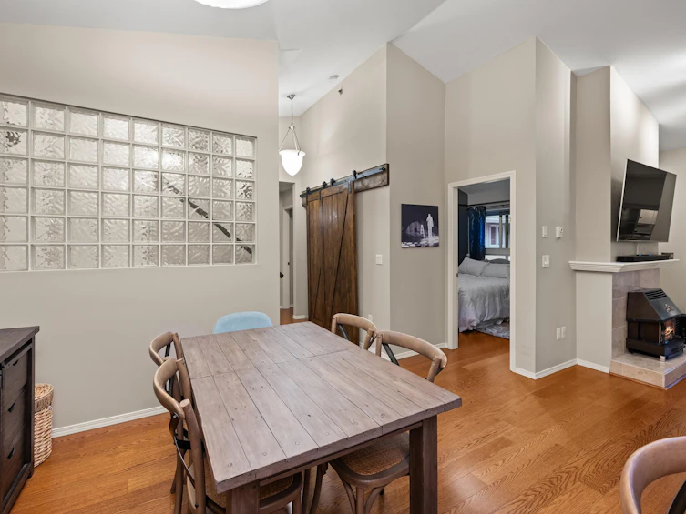 402-19721 64 Avenue, Langley, BC, V2Y 1L1 - 14