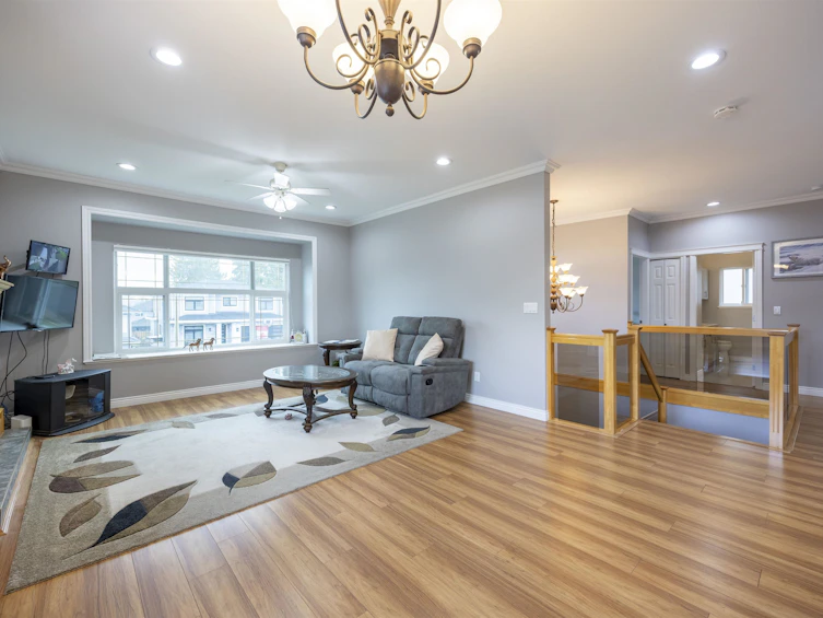 7877 15th Avenue, Burnaby, BC, V3N 1W7 - 8