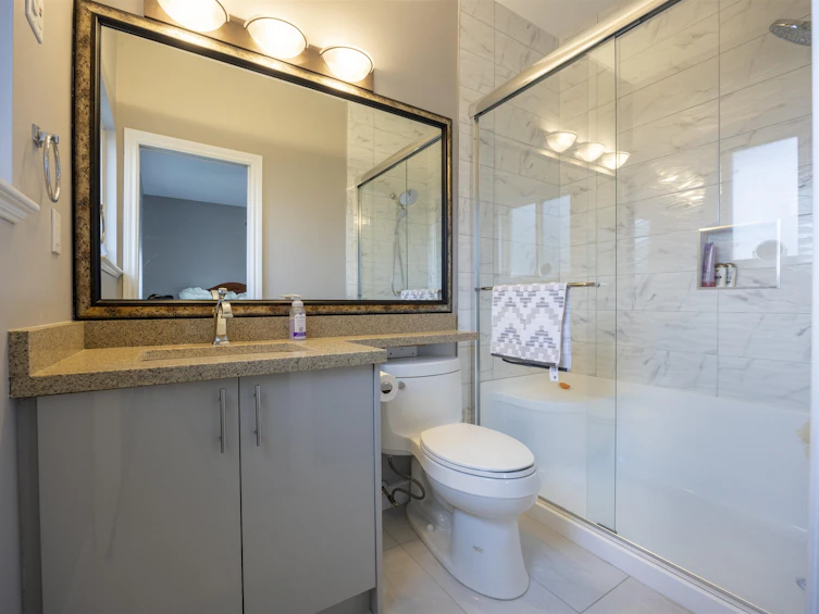 7877 15th Avenue, Burnaby, BC, V3N 1W7 - 18
