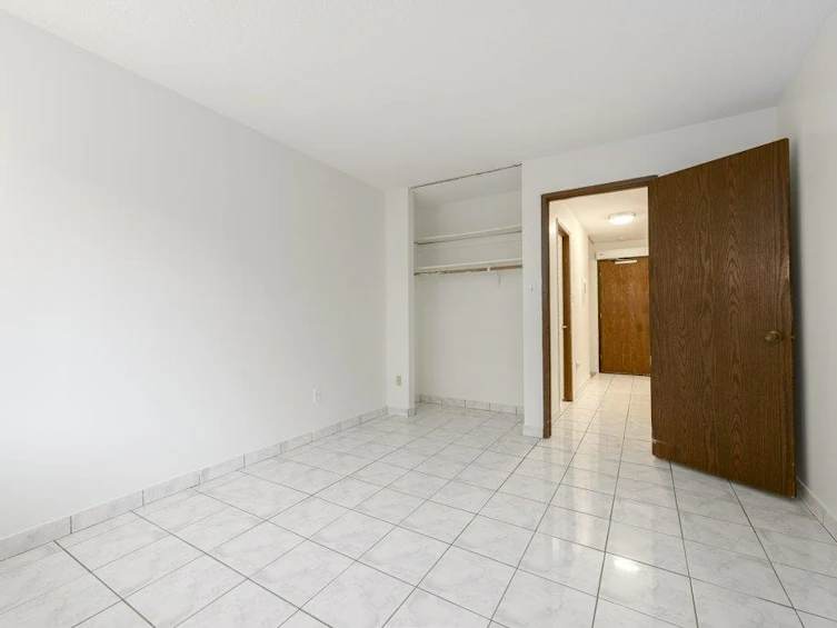 105-1585 E 4th Avenue, Vancouver, BC, V5N 1J9 - 10