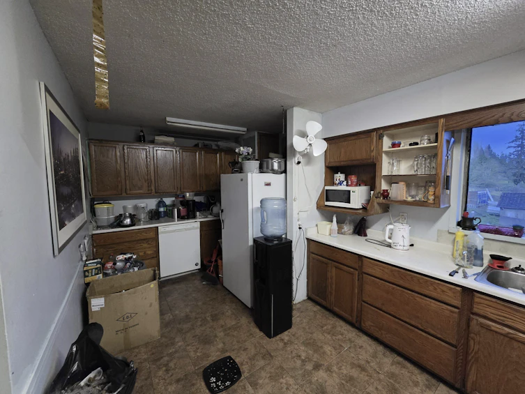 9072 187th Street, Surrey, BC, V4N 3N4 - 6