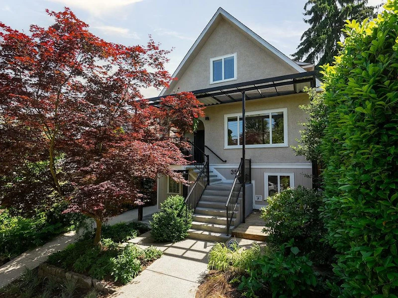 3576 Marshall Street, Vancouver BC V5N 4S4