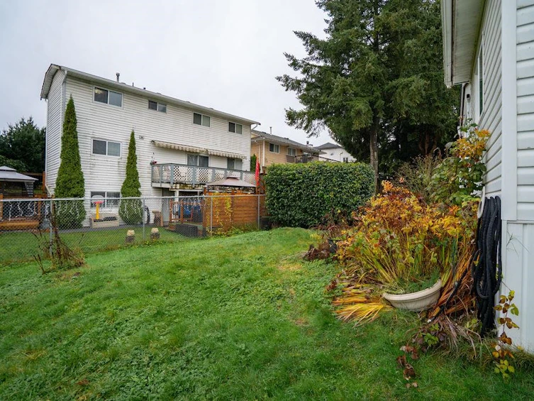 19728 Poplar Place, Pitt Meadows, BC, V3Y 1Z3 - 3