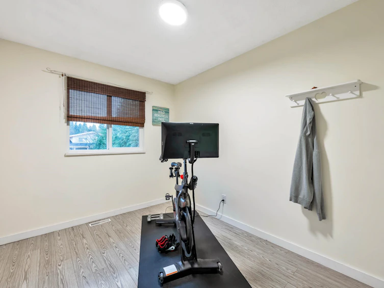4932 205 Street, Langley, BC, V3A 5P7 - 19