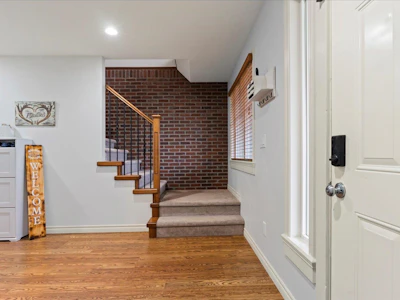 26842 27 Avenue - 2