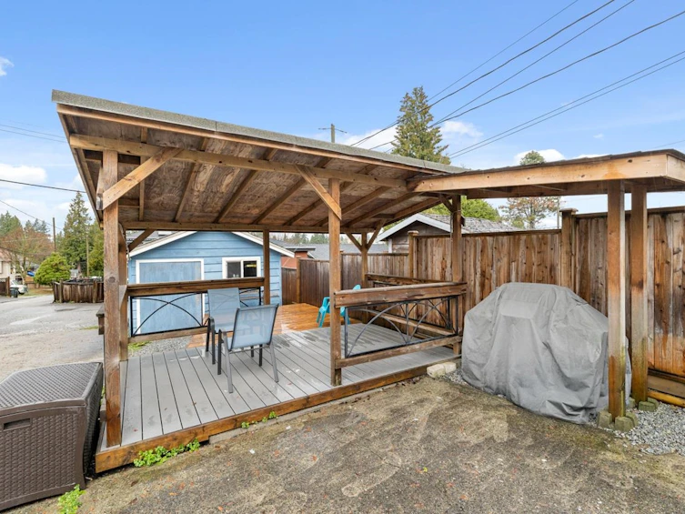 8225 18th Avenue, Burnaby, BC, V3N 1K4 - 23