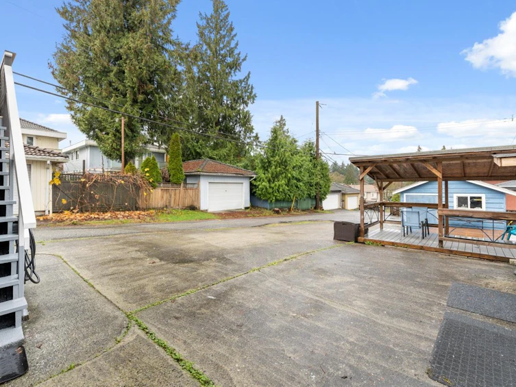8225 18th Avenue, Burnaby, BC, V3N 1K4 - 27