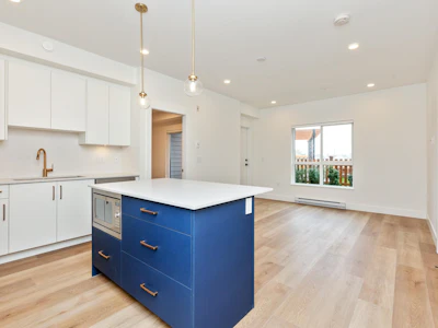 114-20282 72b Avenue - 2