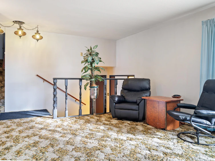 6055 172 Street, Surrey, BC, V3S 4Y2 - 6