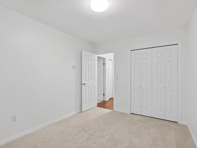 303-9865 140 Street, Surrey, BC, V3T 4M4 - 22