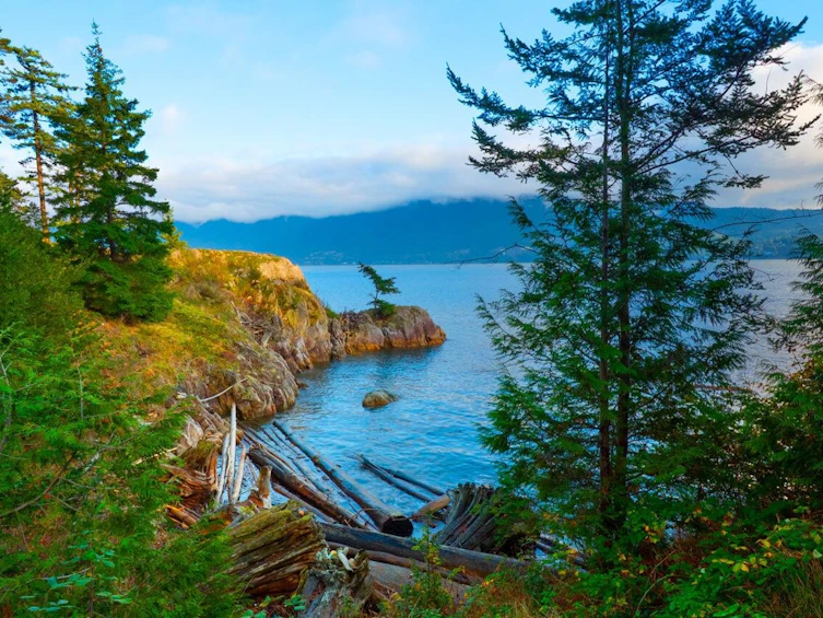 230 Moonwinks Drive, Bowen Island, BC, V0N 1G1 - 8