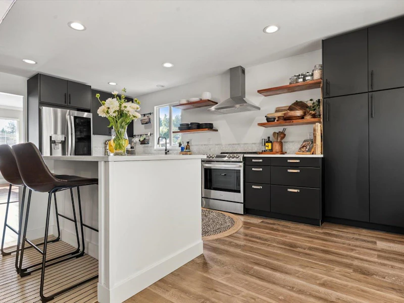 36125 Marshall Road, Abbotsford BC V3G 2W9