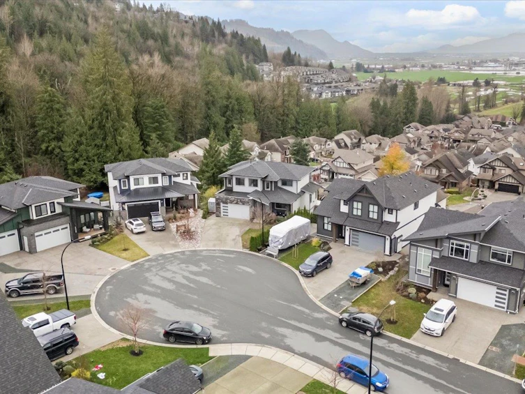 50945 Sophie Crescent, Chilliwack, BC, V4Z 0C1 - 2