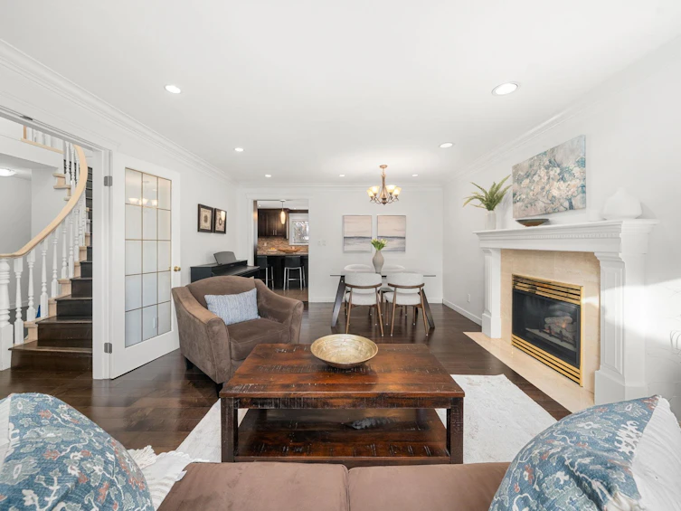 2733 Tempe Glen Drive, North Vancouver, BC, V7N 4K5 - 4