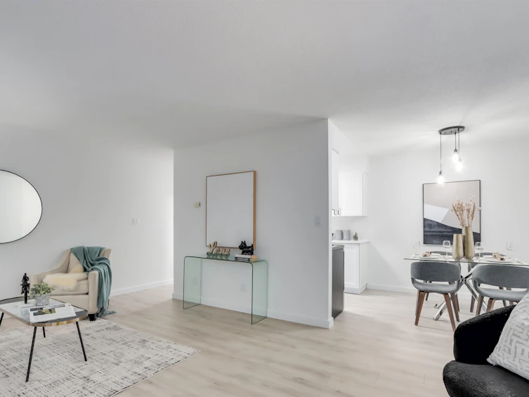 206-1622 Frances Street, Vancouver, BC, V5L 1Z4 - 10