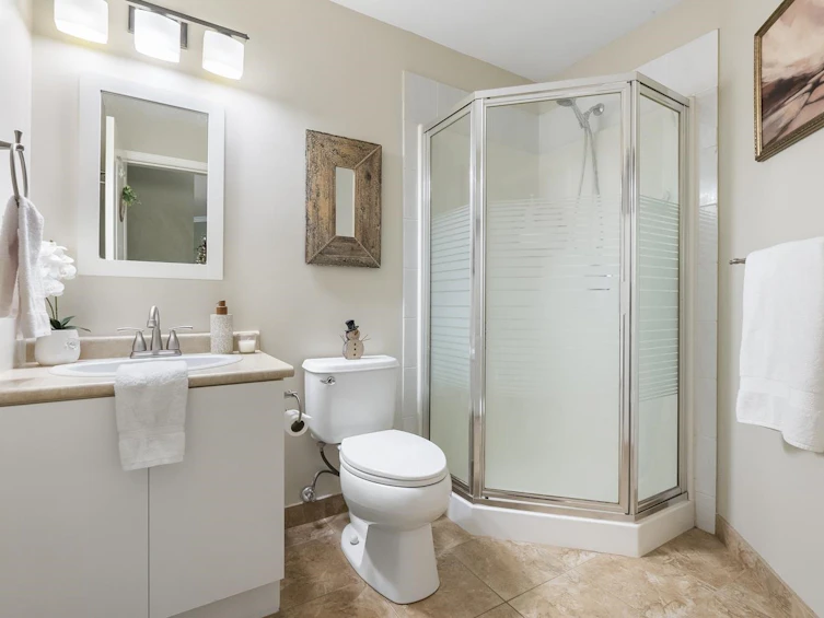 311-5677 208 Street, Langley, BC, V3A 8J5 - 14