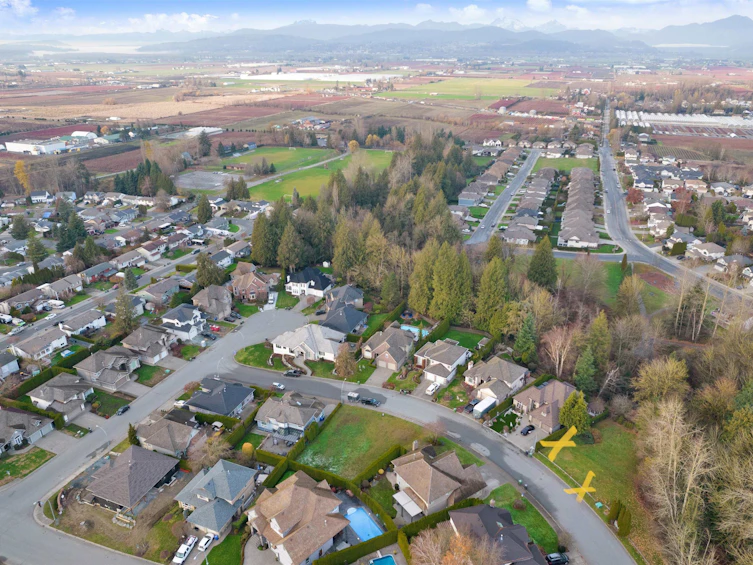 3684 Cobblestone Drive, Abbotsford, BC, C2S 7J8 - 2