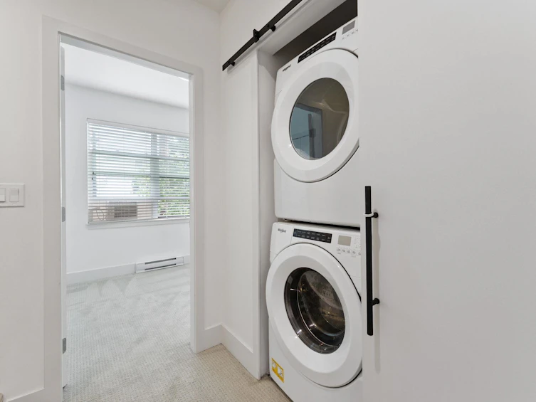 302-6933 Arcola Street, Burnaby, BC, V5E 1H5 - 21