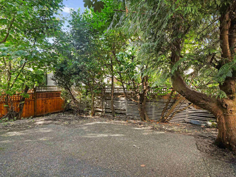 1621 Fell Avenue, North Vancouver, BC, V7P 2K5 - 27