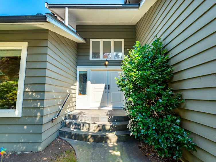 2419 Oranda Avenue, Coquitlam, BC, V3K 3A5 - 2