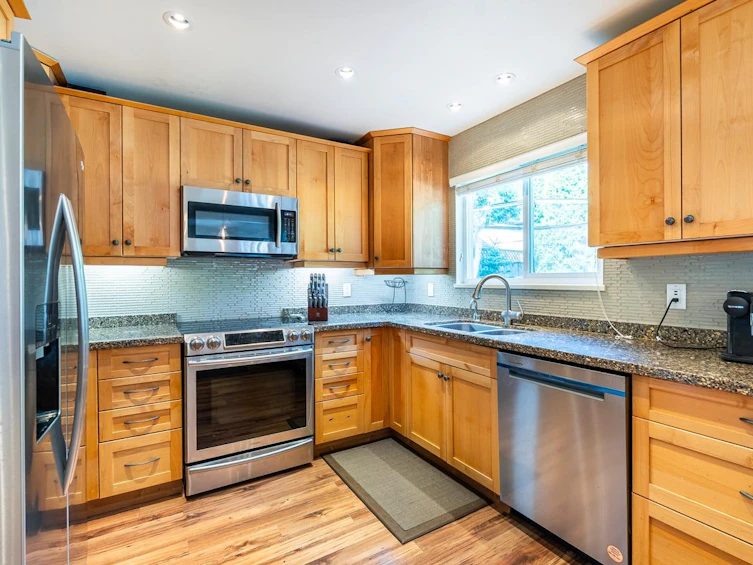 2419 Oranda Avenue, Coquitlam, BC, V3K 3A5 - 13