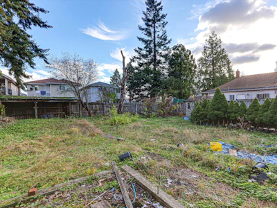 7474 Edmonds Street - 5
