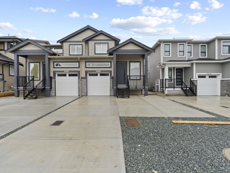 32520 Higginbottom Court, Mission, BC, V2V 2T7 - 2