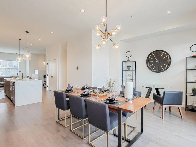 8163 202 Street, Langley, BC, V2Y 3K2 - 8