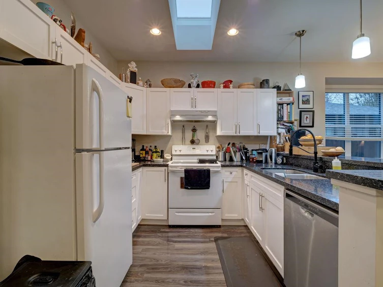 763 Gerussi Lane, Gibsons, BC, V0N 1V7 - 7