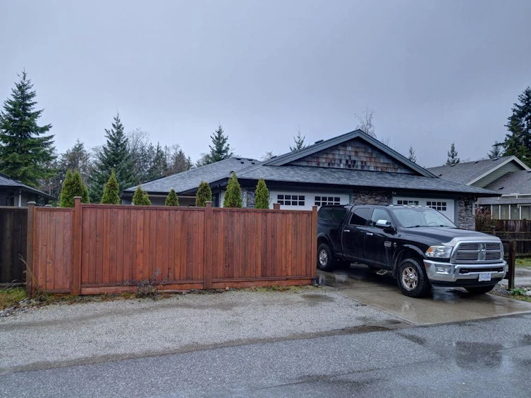 763 Gerussi Lane, Gibsons, BC, V0N 1V7 - 2