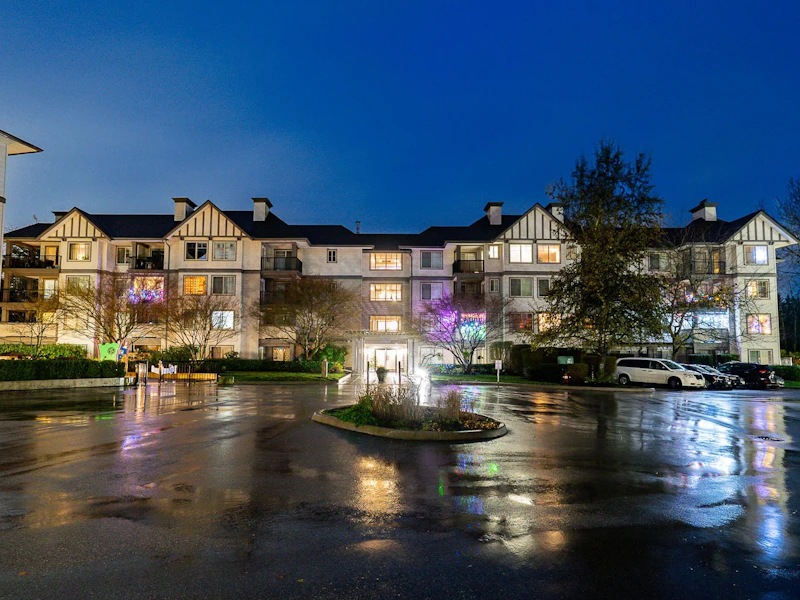 327 - 27358 32nd Avenue, Langley BC V4W 3M5