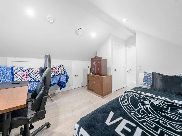 6751 Knight Street, Vancouver, BC, V5P 2W4 - 27