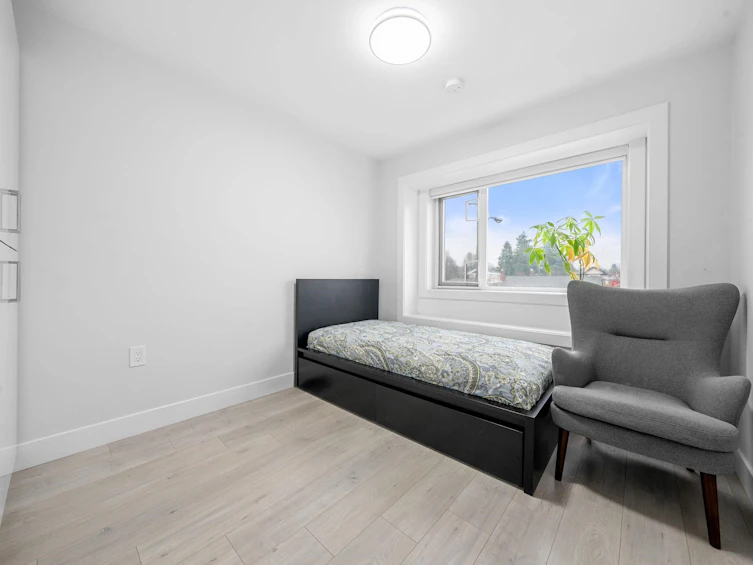 6751 Knight Street, Vancouver, BC, V5P 2W4 - 17