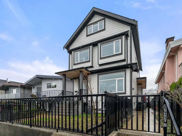 6751 Knight Street, Vancouver, BC, V5P 2W4 - 39