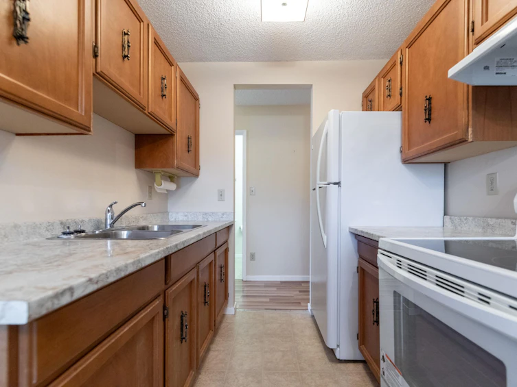 306-9425 Nowell Street, Chilliwack, BC, V2P 4X8 - 3