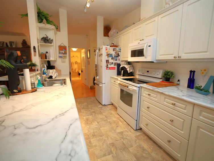 312-1585 Field Road, Sechelt, BC, V7Z 0H1 - 9