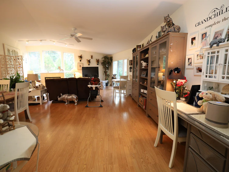 312-1585 Field Road, Sechelt, BC, V7Z 0H1 - 13