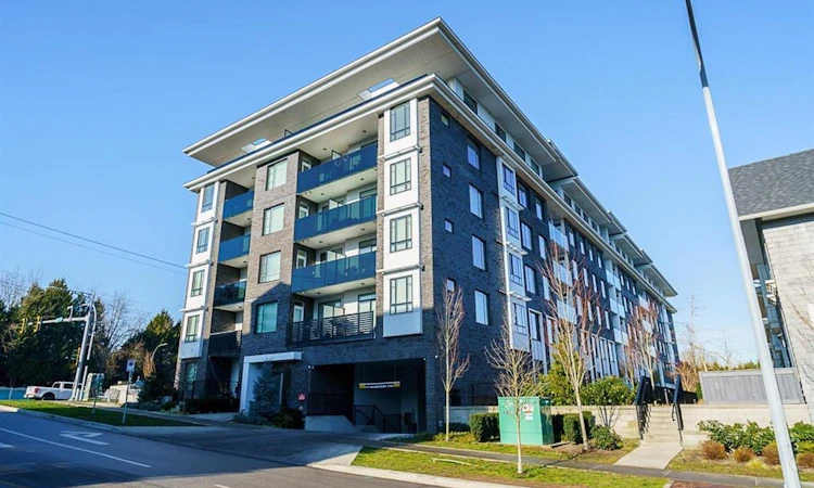 117-13623 81a Avenue
