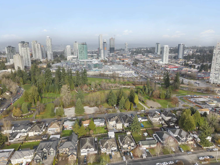 3001-13618 100 Avenue, Surrey, BC, V3T 0A8 - 5